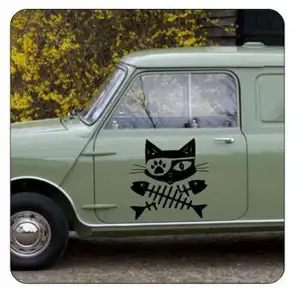 Pegatina GATOS RASPAS. Vinilo de alta calidad, soporta perfectamente la intemperie, apto incluso para náutica. Pégala donde quie