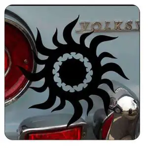 Pegatina SOL TRIBAL. Vinilo de alta calidad, soporta perfectamente la intemperie, apto incluso para náutica. Pégala donde quiera